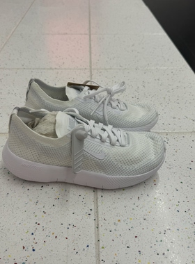 犇犇运动Nike/ FREE 女子透气轻便休闲缓震跑步鞋HF2720-100-105