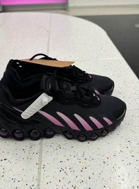 犇犇运动Nike/Air Max Dn8 女鞋低帮气垫缓震跑鞋IH4483-HV5258
