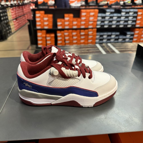 犇犇运动Nike/ JORDANFLIGHT COURT GS大童训练篮球鞋IM3364-151