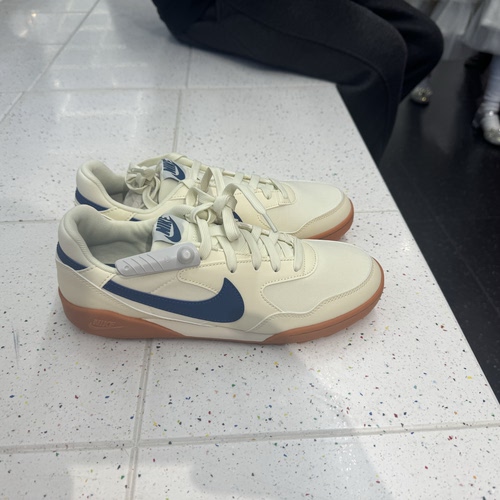 犇犇运动Nike/ TERRA MANTA 男子华夫底休闲鞋HQ4502-002-007-001