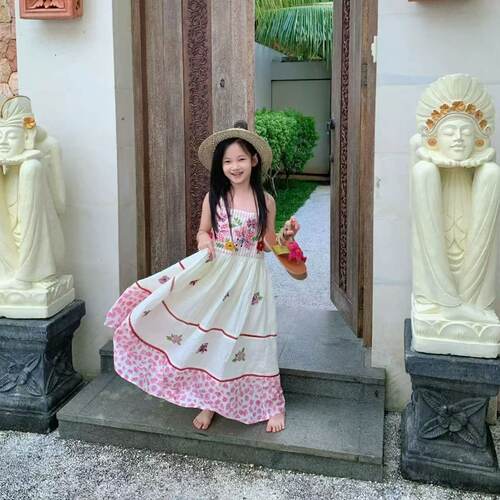 女童吊带度假旅游碎花连衣裙