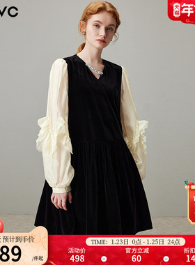 dfvc赫本风丝绒连衣裙女2026年春季新款撞色拼接V领宽松小黑裙子
