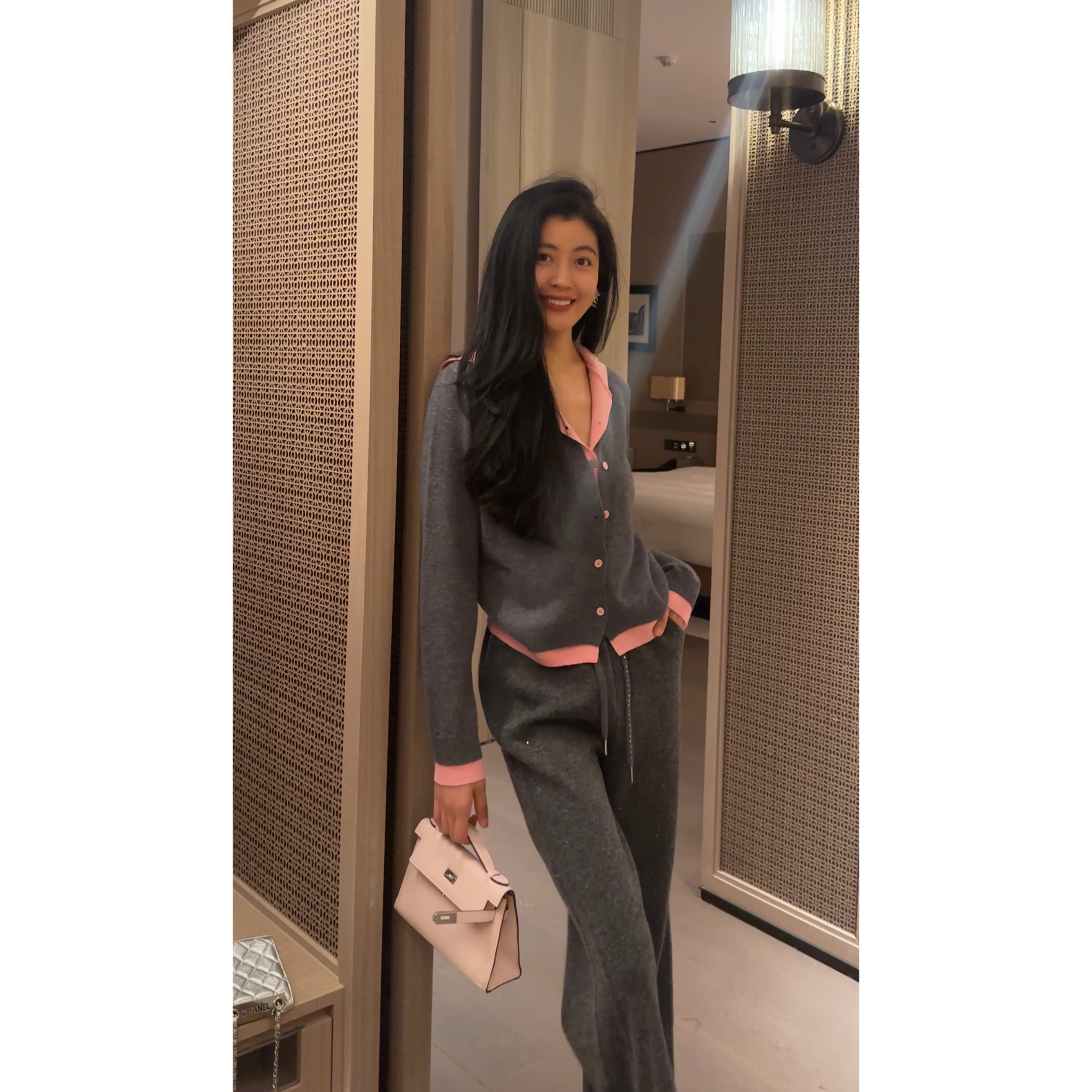 N.COU妮蔻25冬新款百搭100绵羊毛连帽假两件撞色针织衫短款上衣