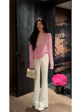 N.COU妮蔻25冬新款时尚气质设计感百搭显白V领蝴蝶烫钻针织开衫