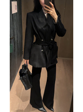 N.COU妮蔻25冬新款时髦高级感立领羊毛收腰显瘦气质黑色西装外套