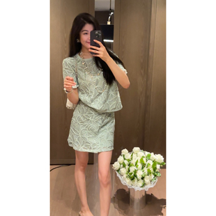 2N.COU妮蔻26夏新款 女 优雅气质盘花蕾丝设计感显瘦上衣半裙套装