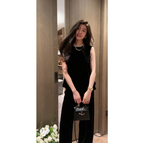 N.COU妮蔻26夏新款高级感丝绒无袖背心女小香风立体手工花朵宽松