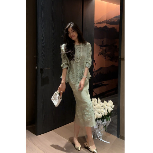 N.COU妮蔻25夏新款国风定位刺绣手工串珠真丝新中式上衣半裙套装