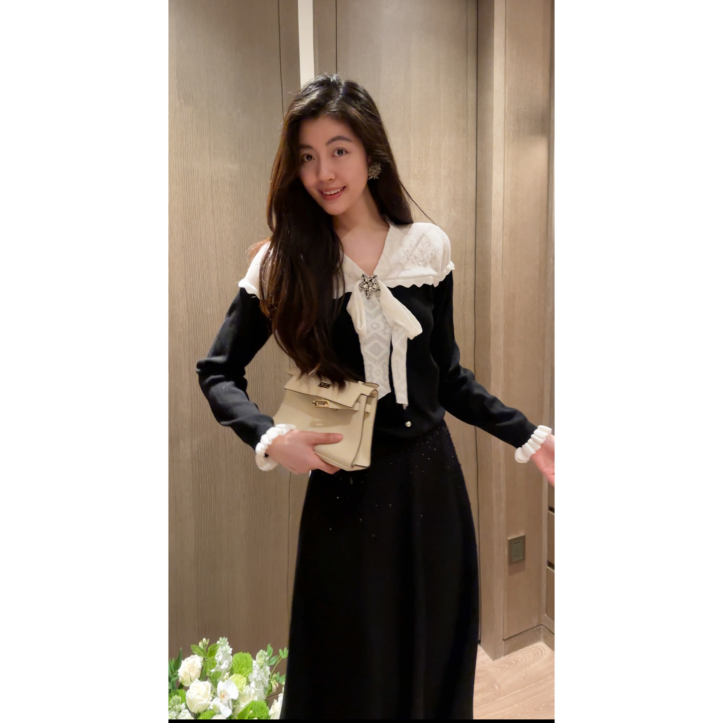 N.COU妮蔻26秋新款温柔拼接设计感撞色V领长袖蝴蝶结针织毛衣