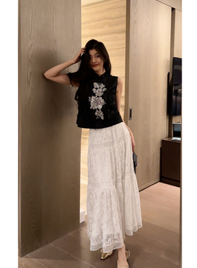 N.COU妮蔻25春新款重工绣花设计感小众黑色新中式短款立领马甲