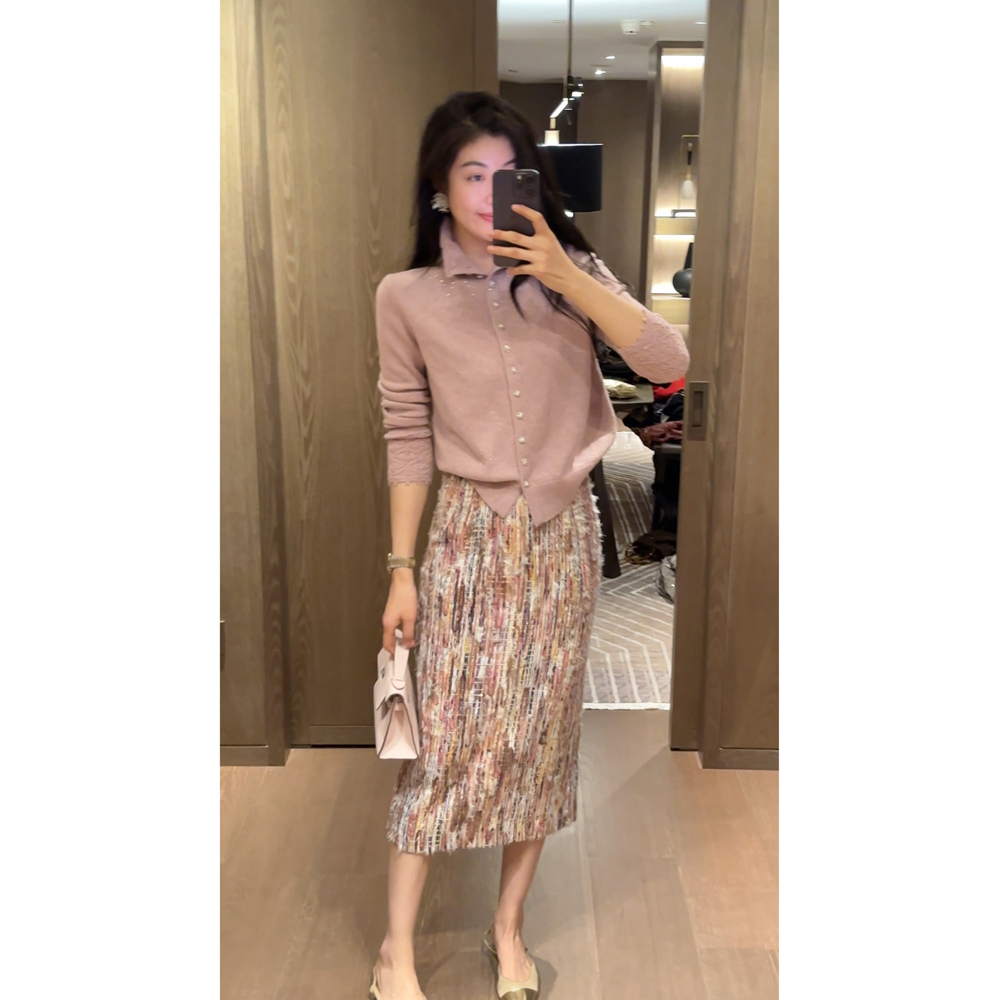 N.COU妮蔻25冬新款精致老钱风设计感百搭烫钻高领绵羊毛针织开衫,女装/女士精品,上衣,淘宝优惠券,粉丝福利购,淘宝优惠卷