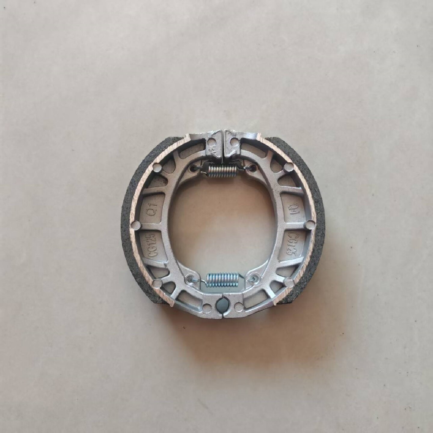 卡伯尔电动车110型CG125鼓刹车片