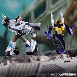E43 E44 变形玩具 反冲套装 吴医生 警车 机器昆虫 极小比例