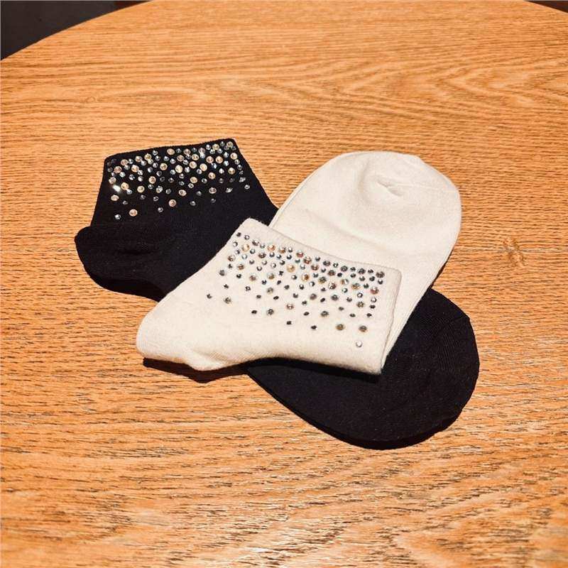 新款小众轻奢彩色大小水钻春秋季棉袜女袜短袜舒适透气吸汗,女士内衣/男士内衣/家居服,短袜,淘宝优惠券,粉丝福利购,淘宝优惠卷