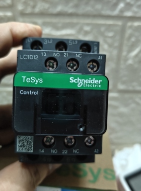 施耐德 TESYSDECA款交流接触器 LC1-D12M7C (5.5KW-380V)
