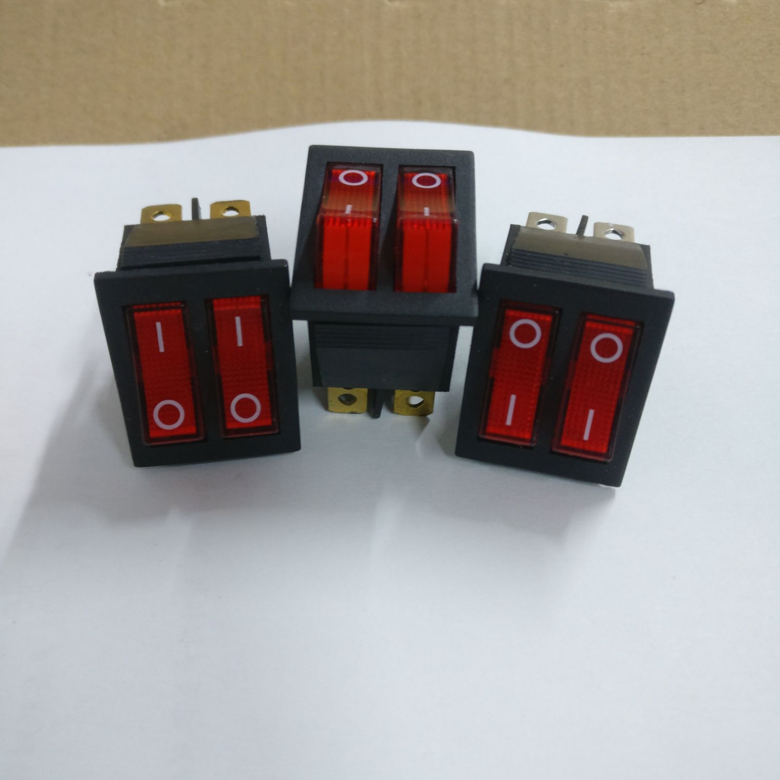 双联六脚带灯型 船型翘板开关 KCD2-2101N KCD8