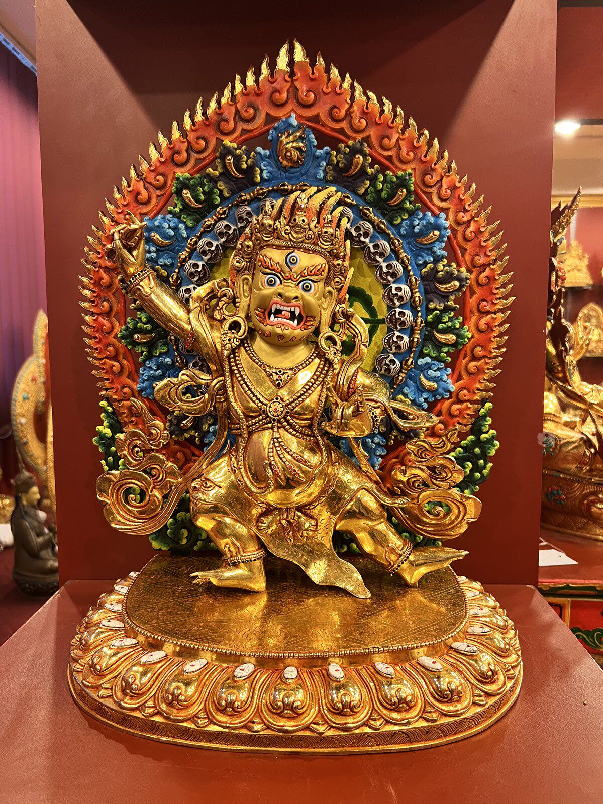 尼泊尔金刚手菩萨 释迦族全鎏金精品彩绘 藏传密宗铜雕像高48cm
