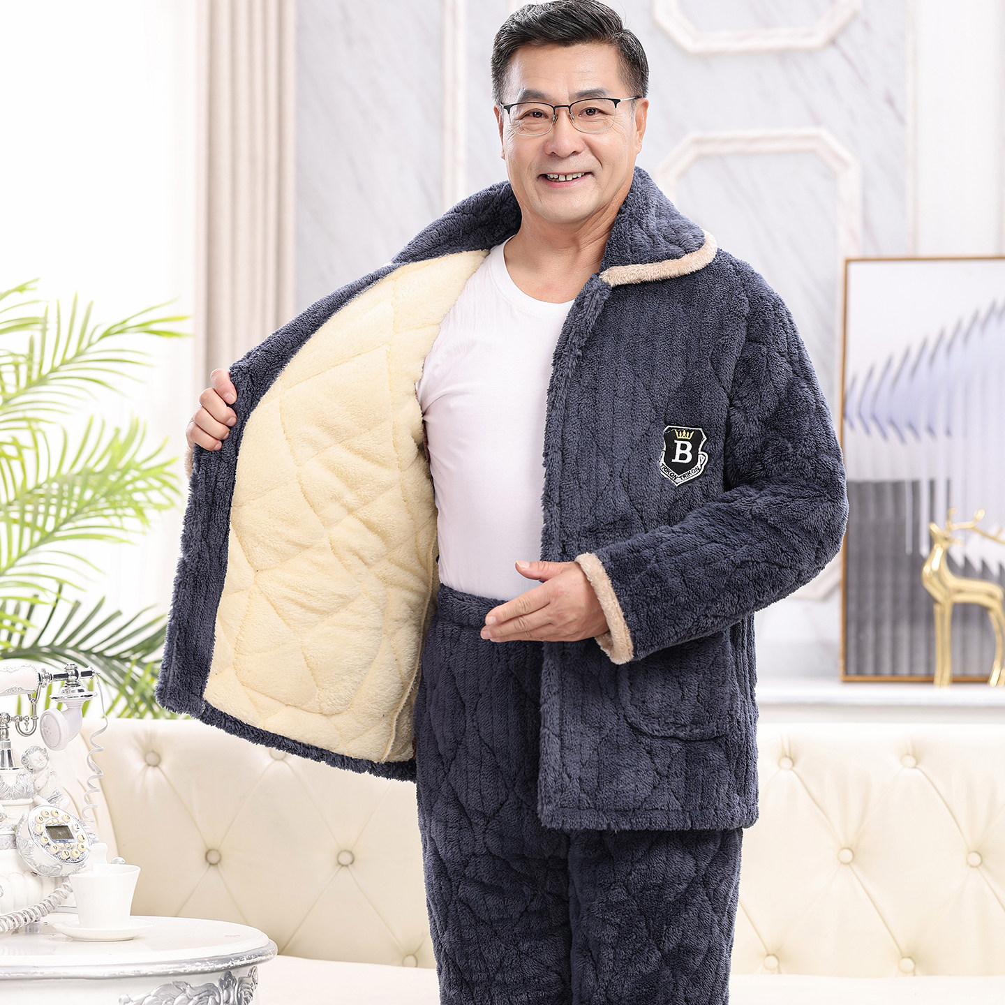 秋冬季男士睡衣珊瑚绒冬款加厚加绒保暖法兰绒三层夹棉家居服套装