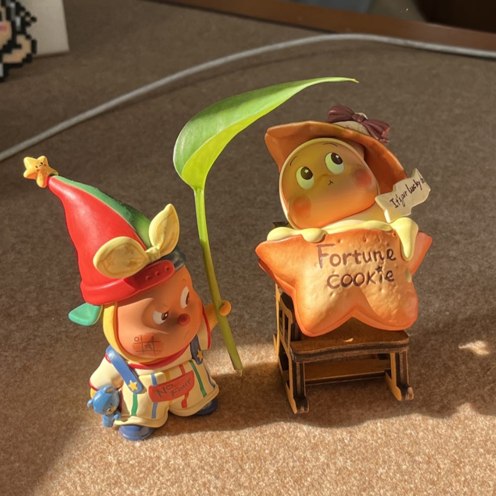 星星人美味时刻随心配食玩沙发造景展示柜盲盒小椅子手办迷你配件