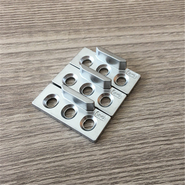 亚尔门窗五金门窗幕墙10mm高锁扣平开窗直角锁点推窗幕墙锁座