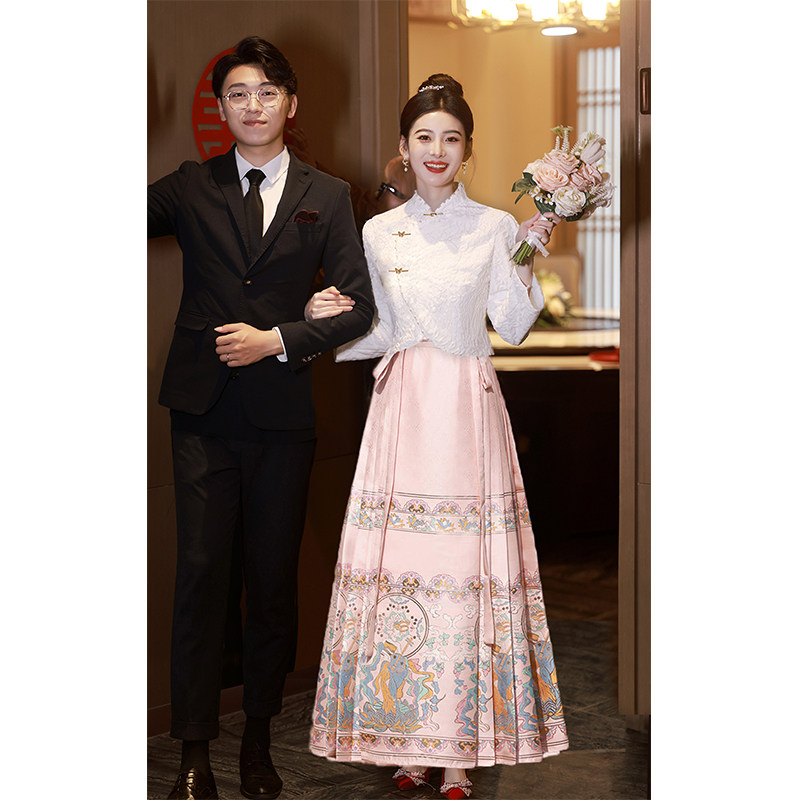 速发中式订证服日常可登马面裙婚服套装敬酒服衣服领婚伴娘服穿记