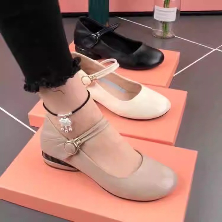 中跟搭扣女鞋韩版浅口单鞋软底妈妈鞋粗跟圆头豆豆鞋黑真皮玛丽珍