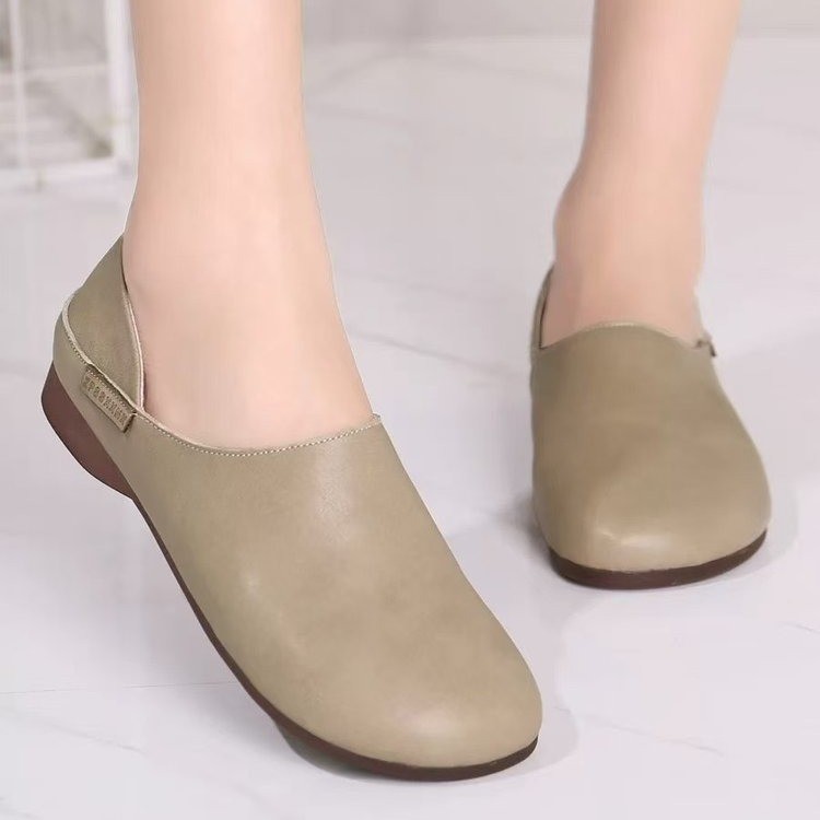 平底单鞋女真皮2025年春夏季新款一脚蹬软底妈妈鞋大码休闲女鞋