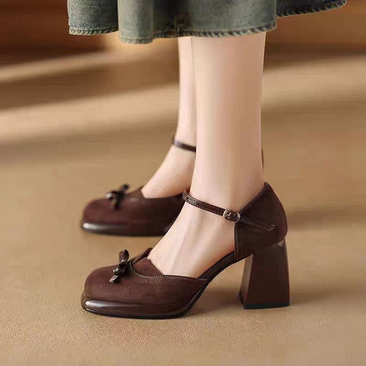 超火绝美不累脚高跟鞋女秋冬2025年新款法式百搭粗跟厚底玛丽珍鞋