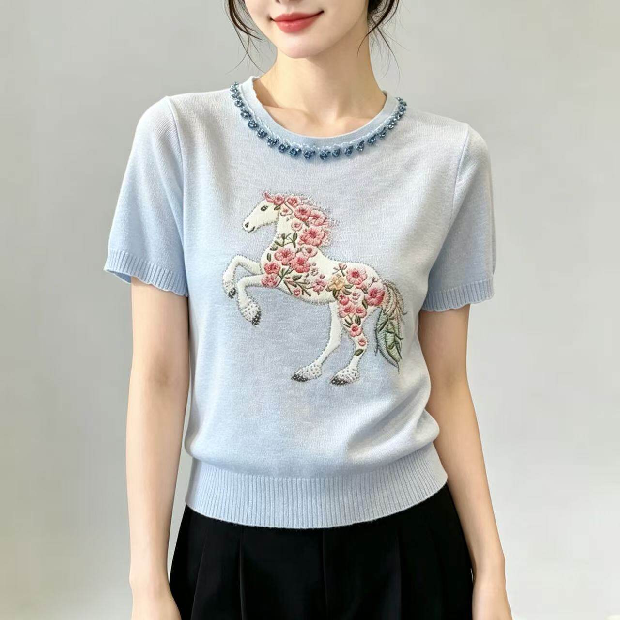大码女装80-200斤新款时尚气质通勤百搭刺绣冰丝针织短袖T恤女