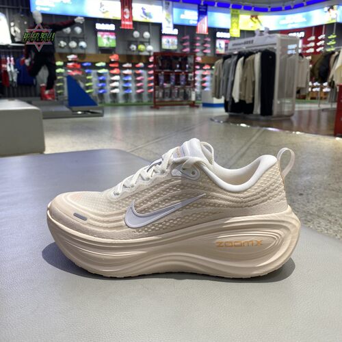 正品耐克NIKE VOMERO PLUS迈柔女缓震运动休闲跑步鞋HV8154-100