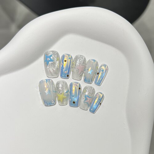 极光猫眼银色细闪手绘穿戴甲显白