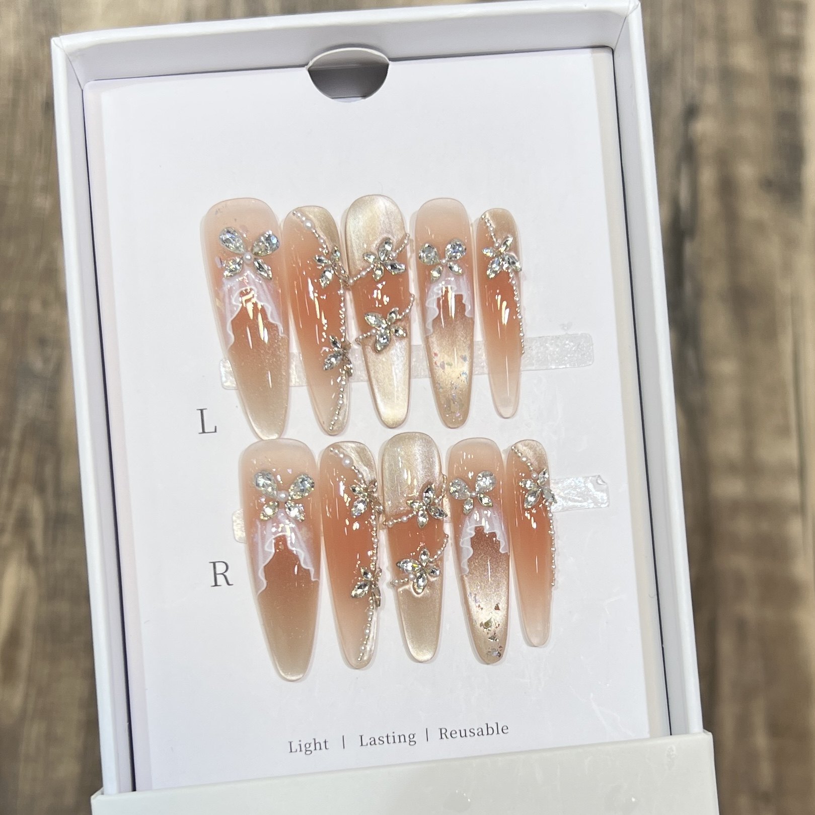 【星月流苏】冰透腮红晕染晶石猫眼蝴蝶碎钻渐变爆闪纯手工穿戴甲,彩妆/香水/美妆工具,穿戴甲/甲片,淘宝优惠券,粉丝福利购,淘宝优惠卷