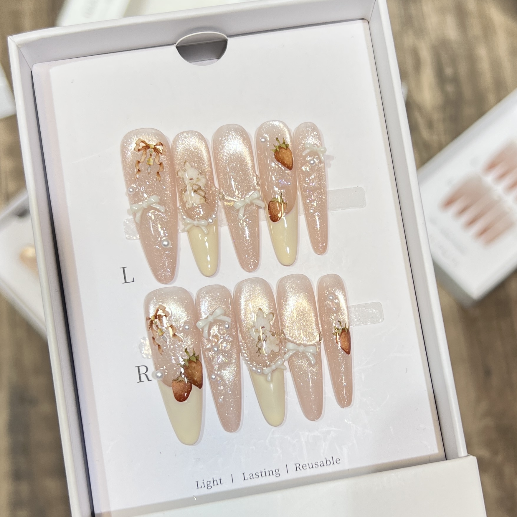 手工奶黄法式蝴蝶结穿戴甲显白