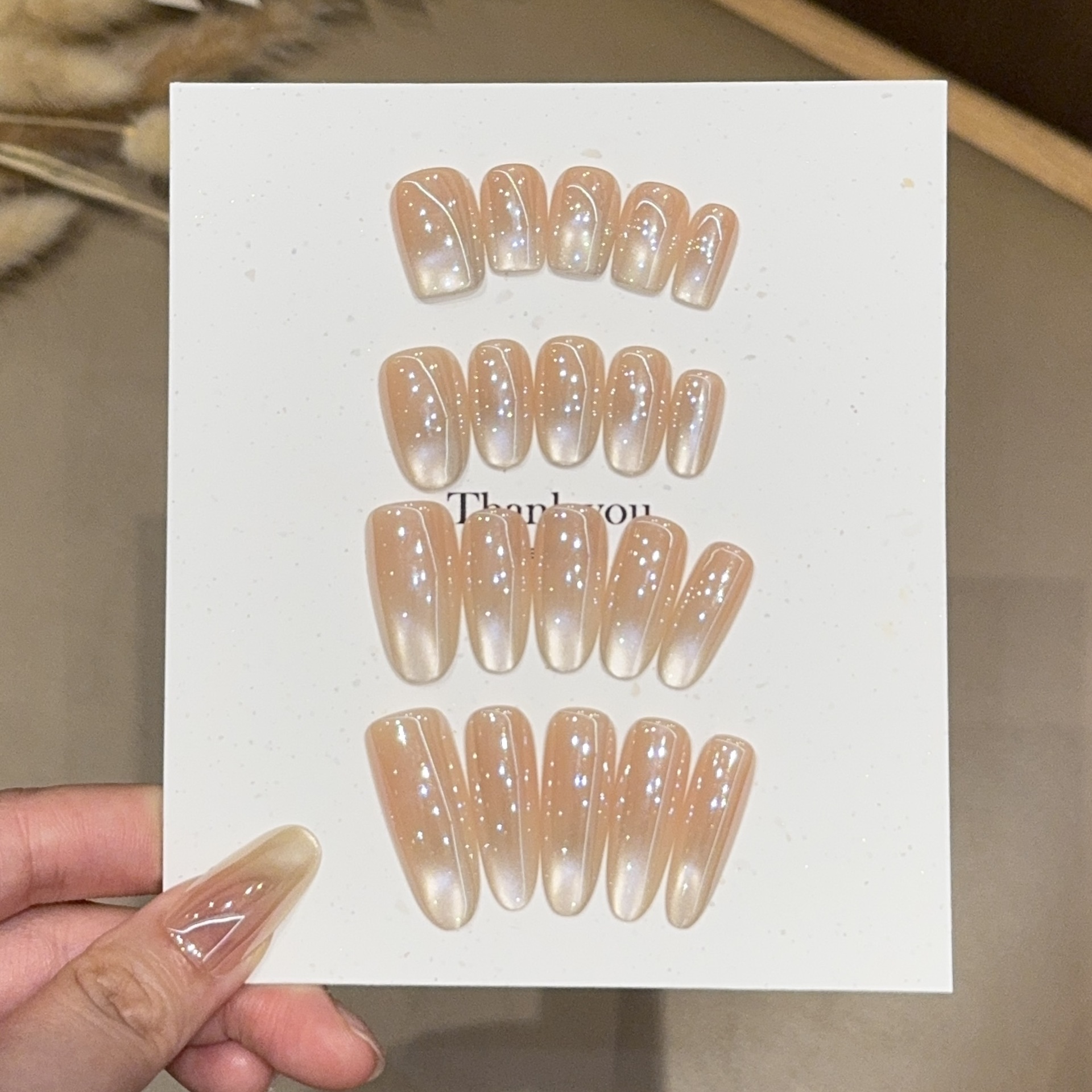 万人迷渐变猫眼手工穿戴甲