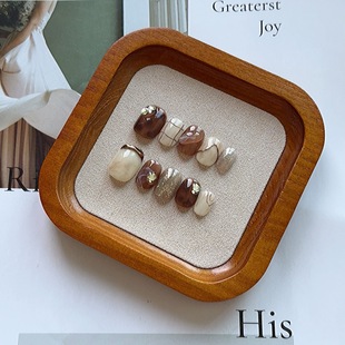 高级暖棕米配色手工穿戴甲轻奢手绘格纹造型通勤日常短款美甲成品