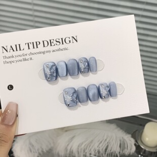 夏日清爽冰川蓝猫眼浮雕立体碎钻蝴蝶莱茵河穿戴甲纯手作短款