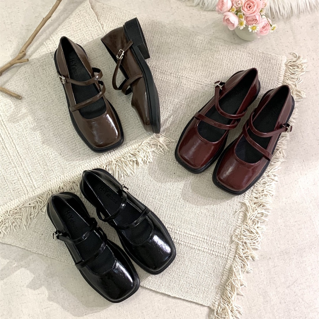 设计感小众法式复古玛丽珍单鞋2025年新款秋季粗跟黑色英伦小皮鞋