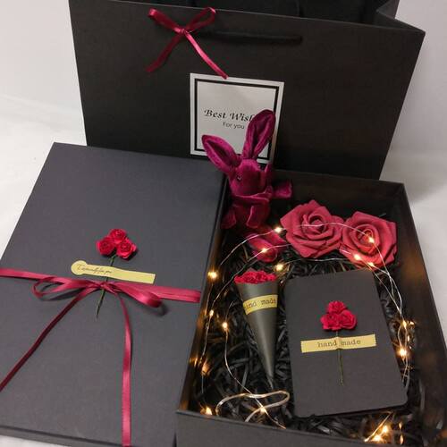 现货速发Vetie's d gift box is rectagul size birthd gi