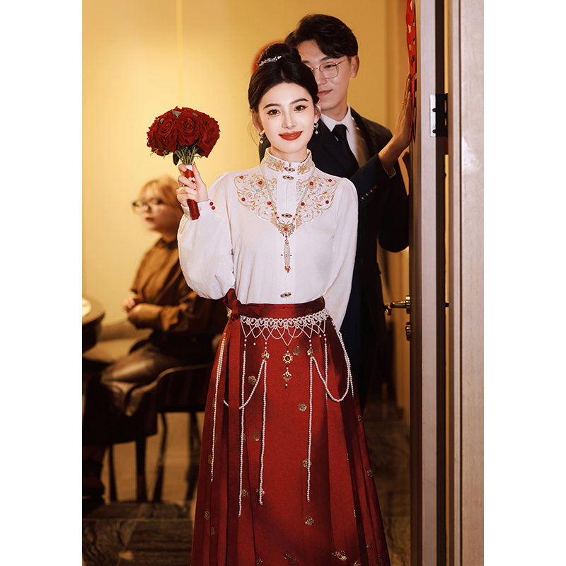 速发红长马裙面套装2024新款敬酒服新娘订婚中式旗袍礼服秋冬季色