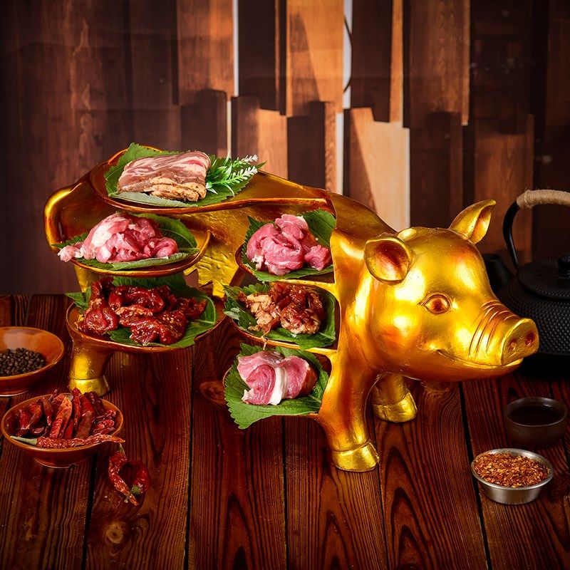 速发创意特盘火锅餐色冒烟雾金色猪造形型干冰餐具烧烤肉摆盘托盘