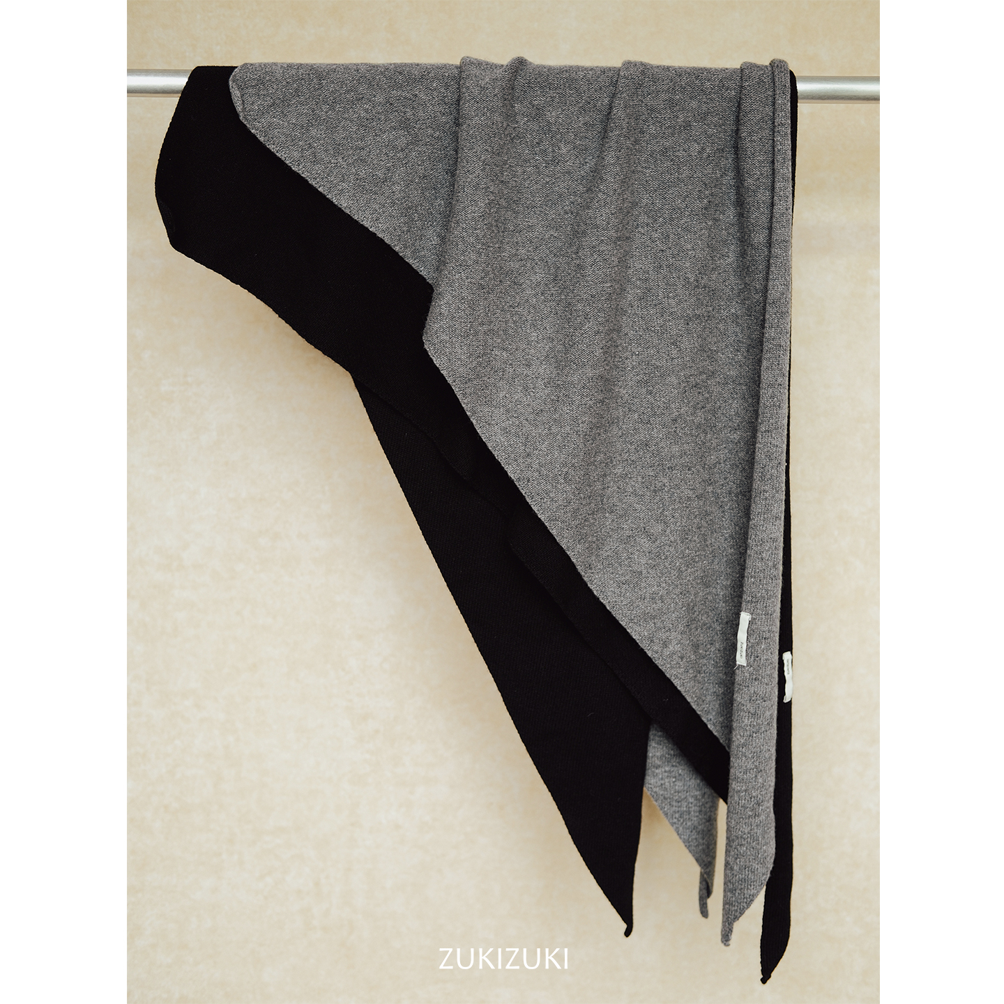 ZUKIZUKI 安全包裹感全羊毛两色披肩