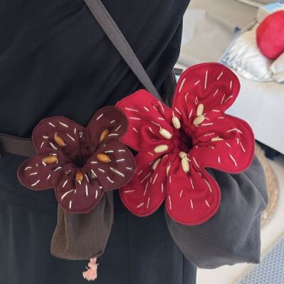 怪奇物语赤花囊抽绳便携收纳包