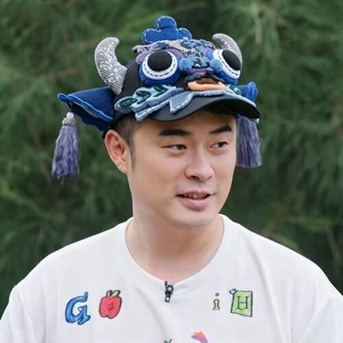 陈赫同款非遗牛角刺绣国潮帽子