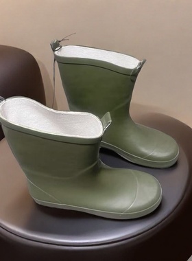 几双男大童成 人军绿色中筒橡胶雨鞋捡漏 36/37/39/41