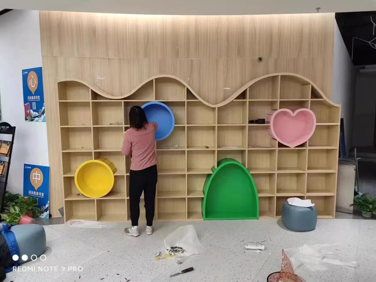 北欧简约动物造型墙体书架绘本架