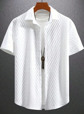 Men solid color jacquard lapel short sleeved shirt提花男短袖