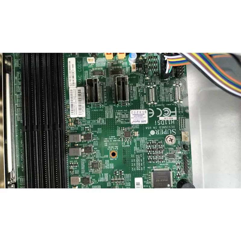 议价议价超威H11DSi 双路主板 - 实物图