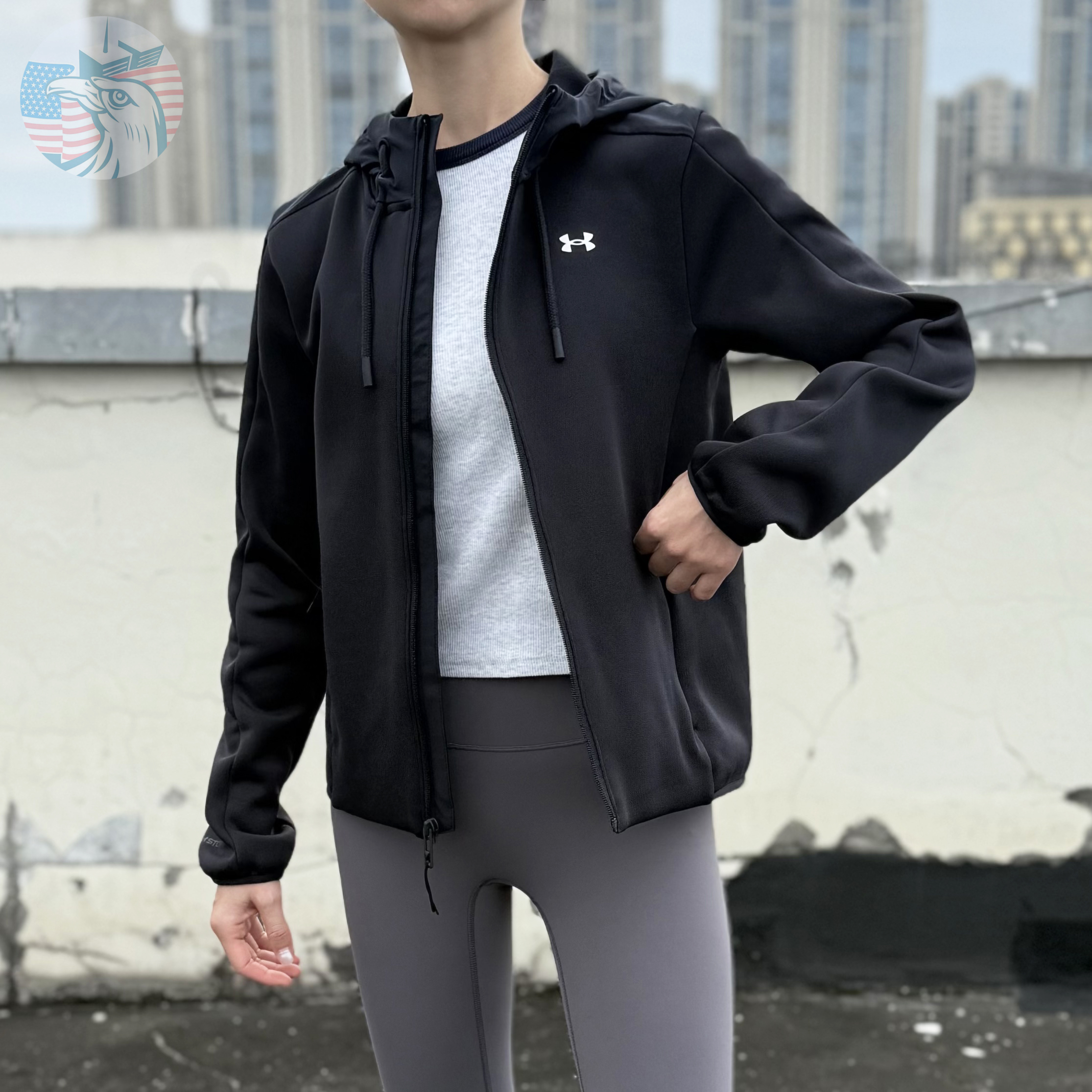 安德玛女士防寒加绒卫衣夹克外套