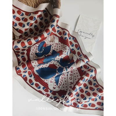 奶油米白红色复古碎花twill绑包发带双面真丝菱形三角送礼小丝巾