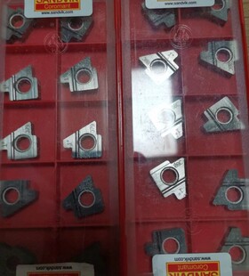 山特维克5322 379-11    5322 380-11合金内外螺纹刀垫